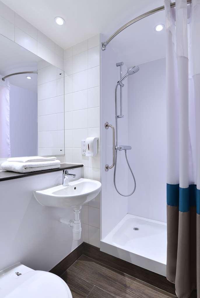 רדינג Travelodge Winnersh Triangle מראה חיצוני תמונה