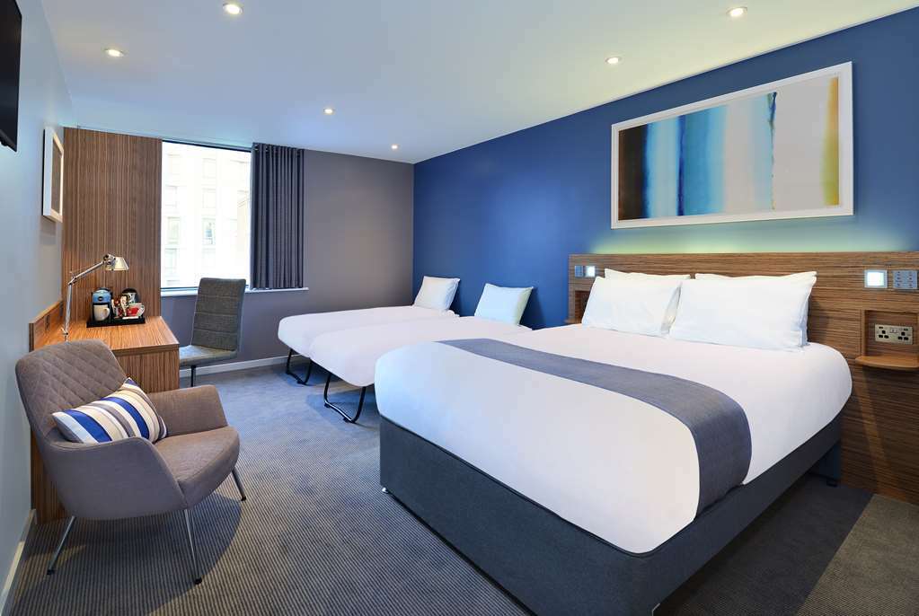 רדינג Travelodge Winnersh Triangle חדר תמונה